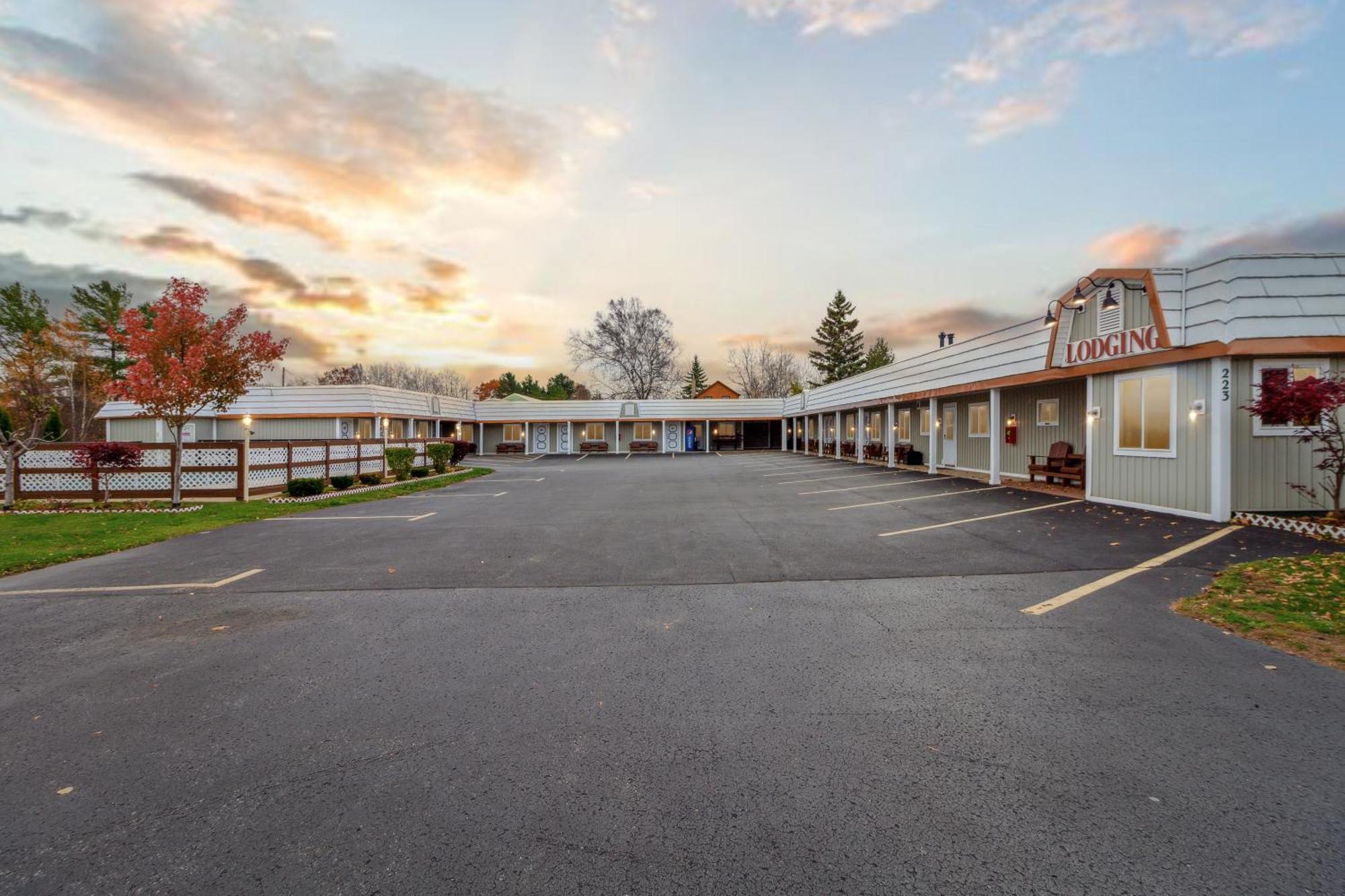 Vindel Motel Макіно-Сіті Екстер'єр фото